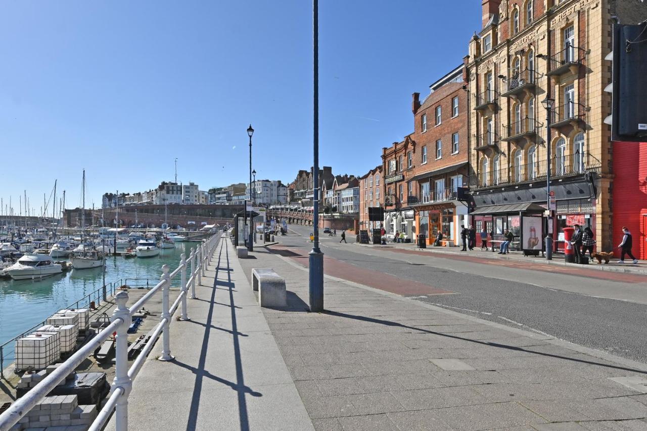 Spacious Designer 2Br Executive Apt, Near Beach & Marina, Central Location Ramsgate Exterior foto