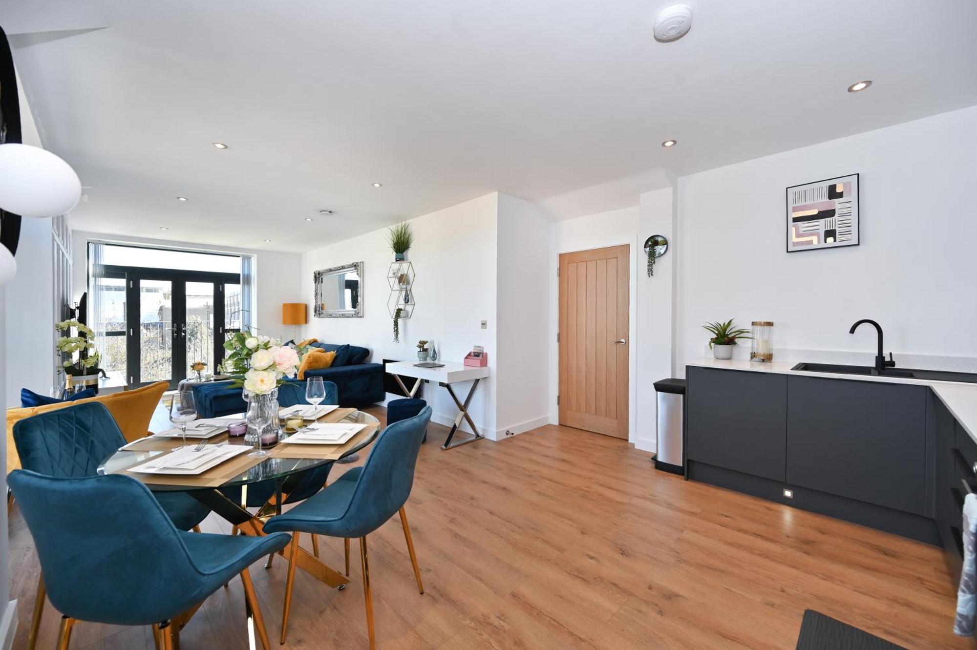 Spacious Designer 2Br Executive Apt, Near Beach & Marina, Central Location Ramsgate Exterior foto